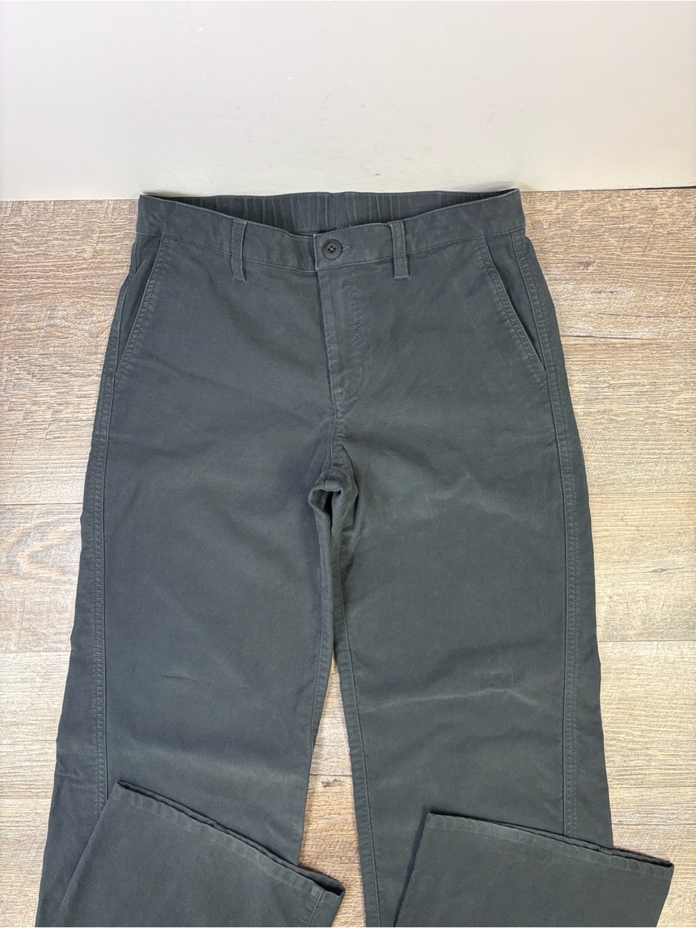 Vuori Charcoal Gray Stretch Twill Wide Leg Pants – 31” Measured Waist